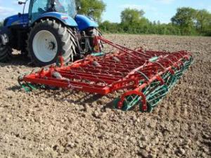 Coltivatori con vomeri ad alette Kverneland TLD 61