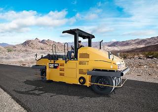 Rulli Compattatori stradali statici gommati Caterpillar CW34