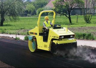 Rulli Compattatori stradali vibranti combinati Ammann ARP 35 K