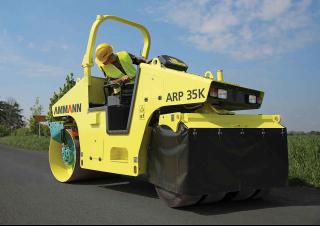 Rulli Compattatori stradali vibranti combinati Ammann ARP 35 K