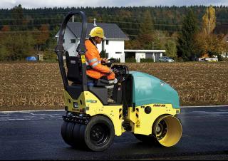 Rulli Compattatori stradali vibranti combinati Ammann ARX 16 K
