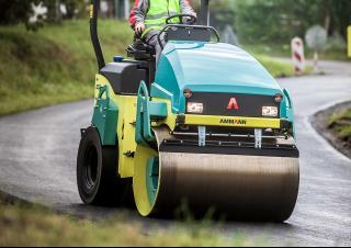Rulli Compattatori stradali vibranti combinati Ammann ARX 23 K