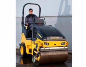 Rulli Compattatori stradali vibranti combinati Bomag BW 100 AC-5