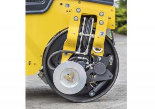 Rulli Compattatori stradali vibranti combinati Bomag BW 120 AC-5