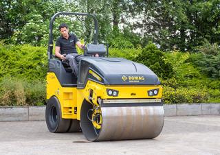 Rulli Compattatori stradali vibranti combinati Bomag BW 138 AC-5