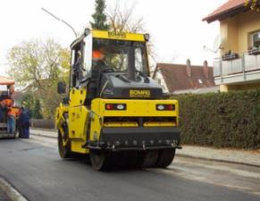 Rulli Compattatori stradali vibranti combinati Bomag BW 154 ACP-4