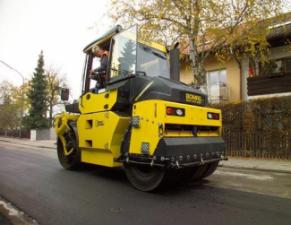 Rulli Compattatori stradali vibranti combinati Bomag BW 154 ACP-4