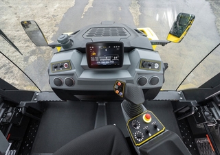 Rulli Compattatori stradali vibranti combinati Bomag BW 174 ACP-5 AM