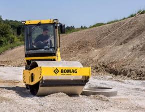 Rulli Compattatori stradali vibranti monotamburo Bomag BW 177 D-5