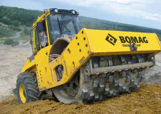 Rulli Compattatori stradali vibranti monotamburo Bomag BW 219 PD-4