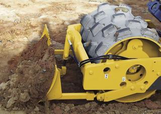 Rulli Compattatori stradali vibranti monotamburo Volvo SD25