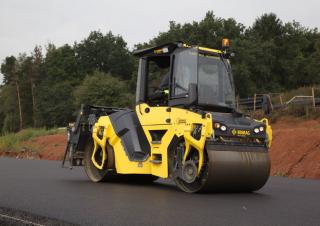 Rulli Compattatori stradali vibranti tandem Bomag BW 151 AD-5