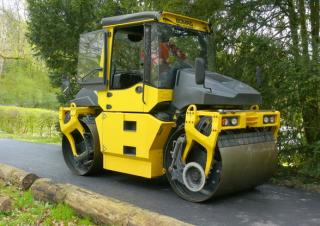 Rulli Compattatori stradali vibranti tandem Bomag BW 154 APO-4i