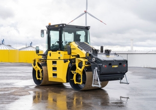 Rulli Compattatori stradali vibranti tandem Bomag BW 154 APO-5