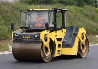 Rulli Compattatori stradali vibranti tandem Bomag BW 206 AD-50