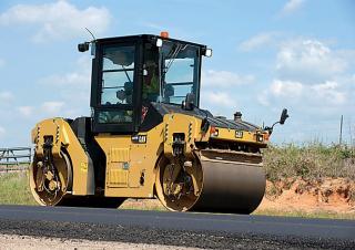 Rulli Compattatori stradali vibranti tandem Caterpillar CB44B