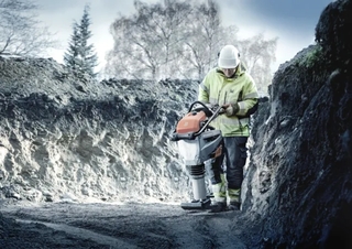 Costipatori Costipatori Diesel e Benzina Husqvarna LT 5005