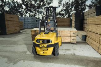 Carrelli elevatori frontali diesel Yale GDP 70VX Base