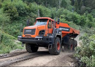Dumperini articolati Doosan DA45-7