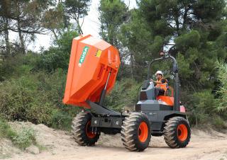 Dumpers a Ruote Ausa D 1001 APG