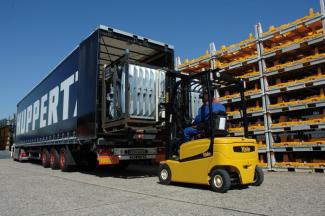 Carrelli elevatori frontali elettrici Yale ERP20VF LWB