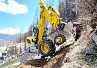 Escavatori a ragno Menzi M220