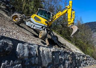 Escavatori a ragno Menzi M335