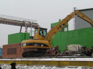 Escavatori cingolati Caterpillar 325 C MH
