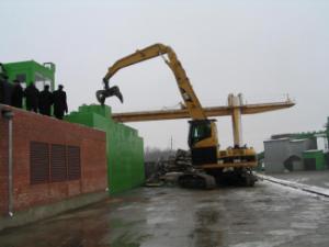 Escavatori cingolati Caterpillar 325 C MH