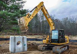 Escavatori cingolati Caterpillar 335F L 