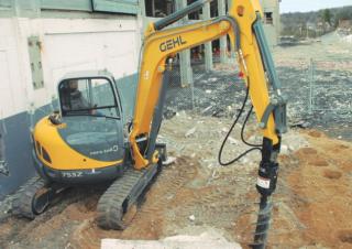 Escavatori cingolati Gehl 753Z 