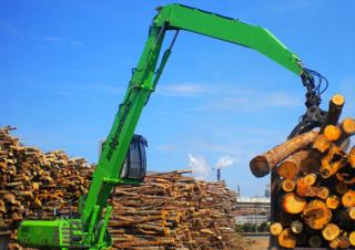 Movimentatori di materiali Sennebogen 830R E