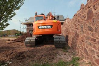 Escavatori cingolati Doosan DX140LCR-3