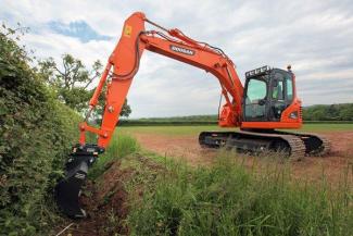 Escavatori cingolati Doosan DX140LCR-3