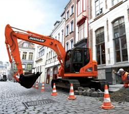 Escavatori cingolati Doosan DX 140 LCR