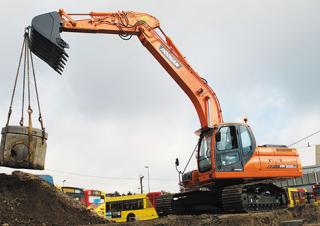 Escavatori cingolati Doosan DX 225 LC