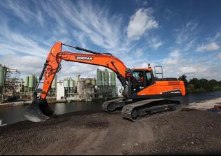 Escavatori cingolati Doosan DX255LC-5