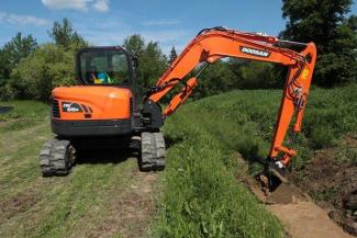 Escavatori cingolati Doosan DX 85 R 3