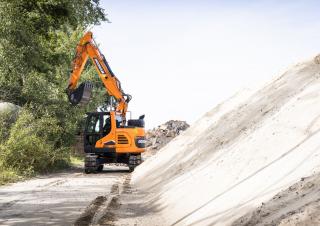 Escavatori cingolati Doosan DX140LCR-7