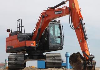 Escavatori cingolati Doosan DX160LC-5 HT