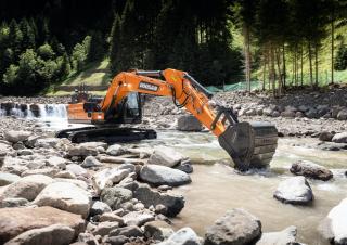 Escavatori cingolati Doosan DX210NLC-7