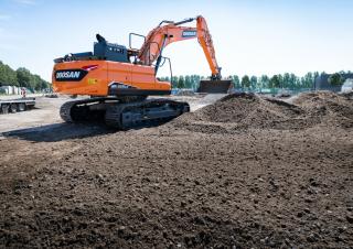Escavatori cingolati Doosan DX225LC-7