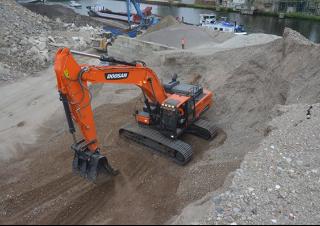 Escavatori cingolati Doosan DX340LC-5