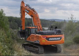 Escavatori cingolati Doosan DX350LC