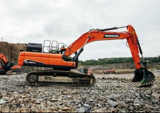 Escavatori cingolati Doosan DX380LC-7