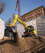 Escavatori cingolati New Holland E175C LC