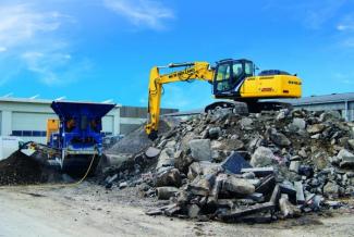 Escavatori cingolati New Holland E215C LC
