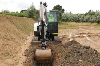 Escavatori cingolati Bobcat E62