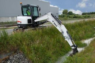 Escavatori cingolati Bobcat E62