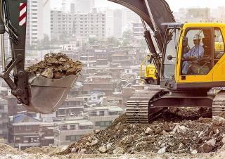 Escavatori cingolati Volvo EC210B